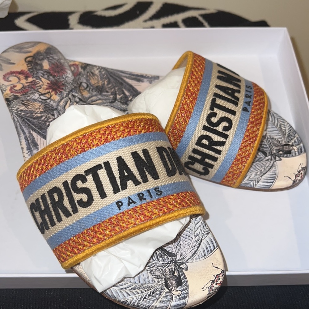 DWAY Christian Dior Sandals - Picture 8 of 9